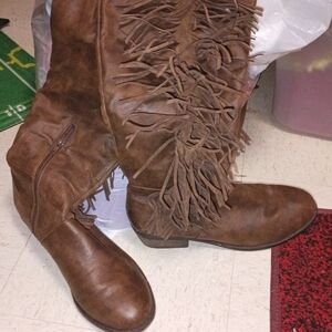 Rampage Brown Fringe Heeled Boots